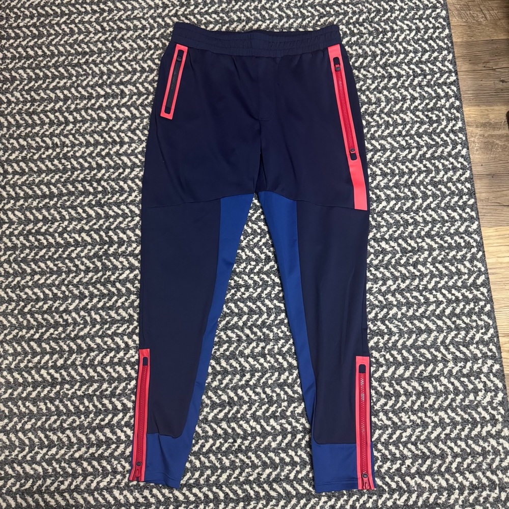 New with out tags - Greyson Sequoia Color Block Tennis Joggers - Maltese Blue